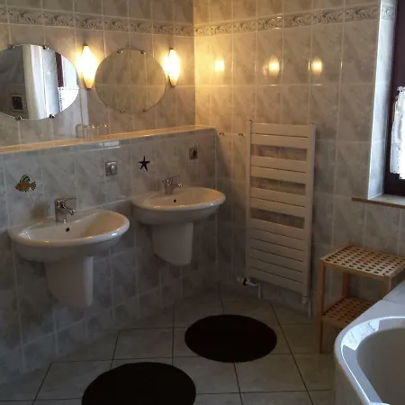 Traumferienwohnung In Weimar / Buchfart, Thuringen Apartman *
